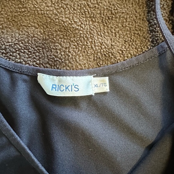 187 Ricki’s Cami - Picture 2 of 4